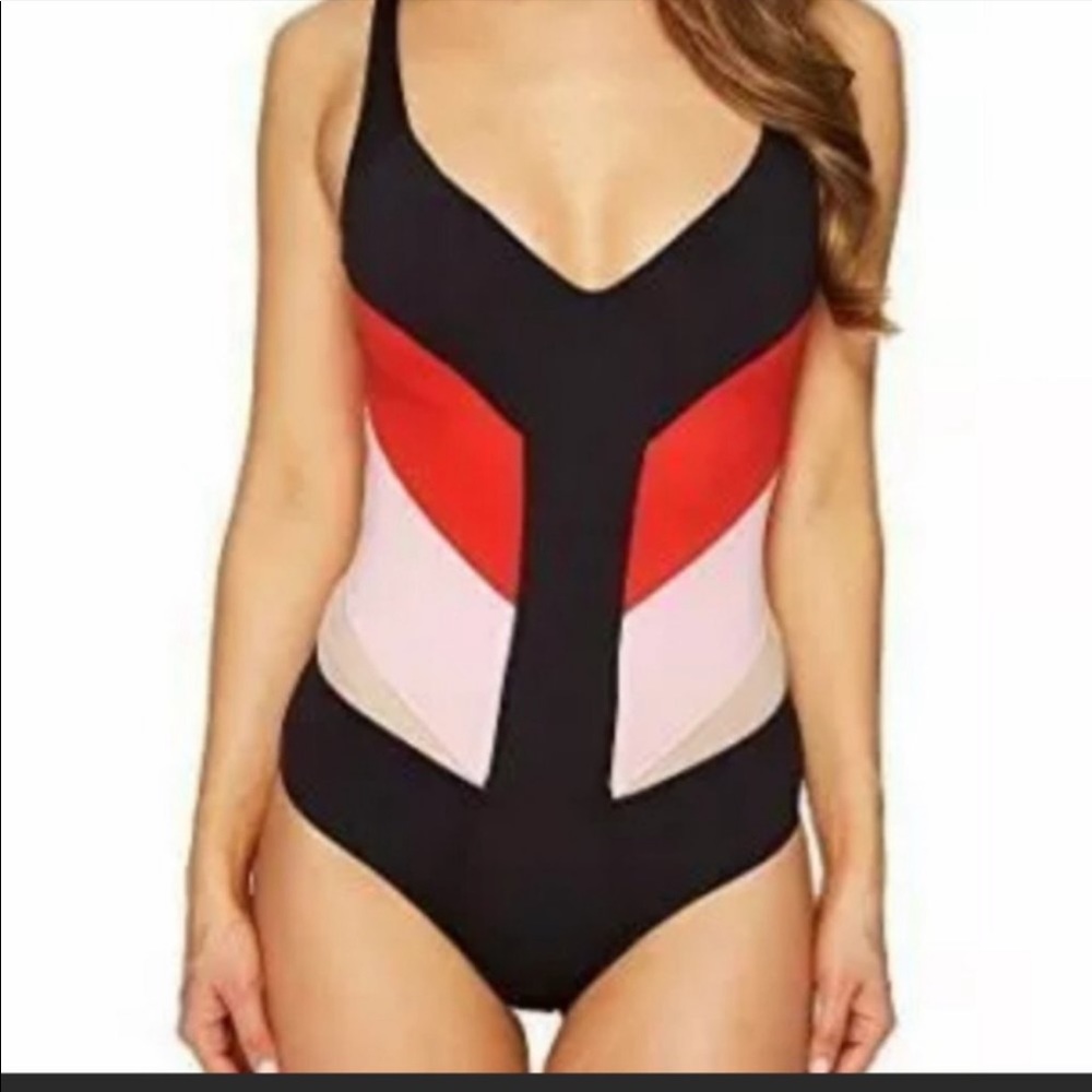 Laperla swimsuit and gloves